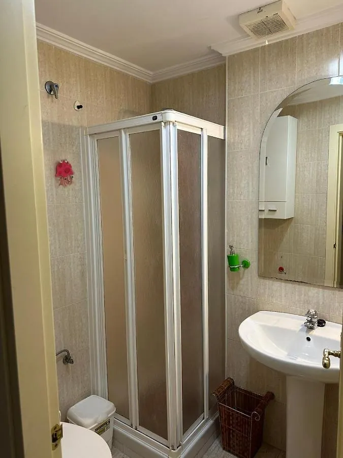 Piso Nerja 3 Dormitorios Y 2 Banos Španělsko