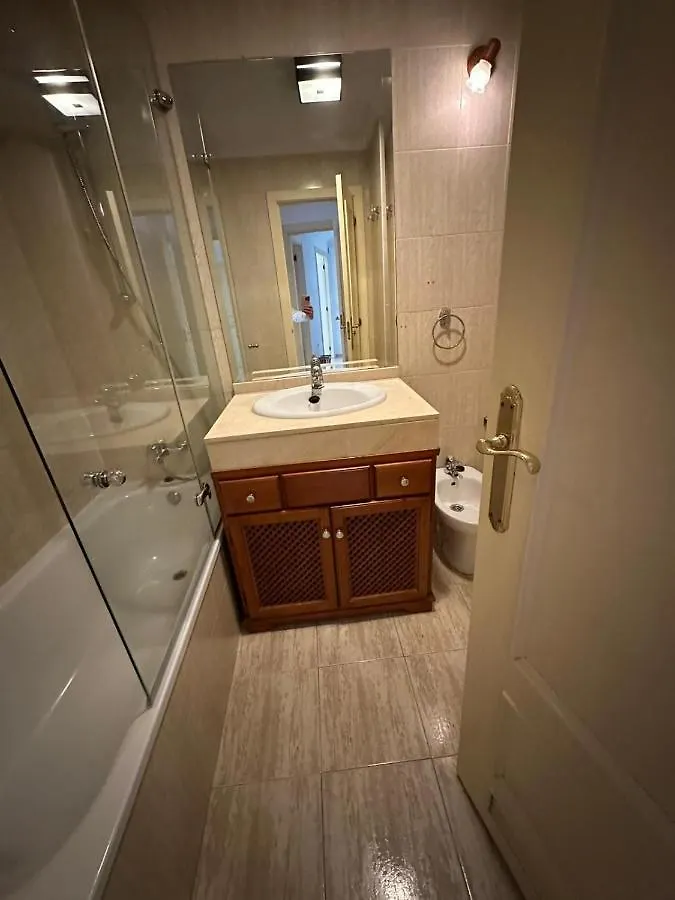 Piso Nerja 3 Dormitorios Y 2 Banos